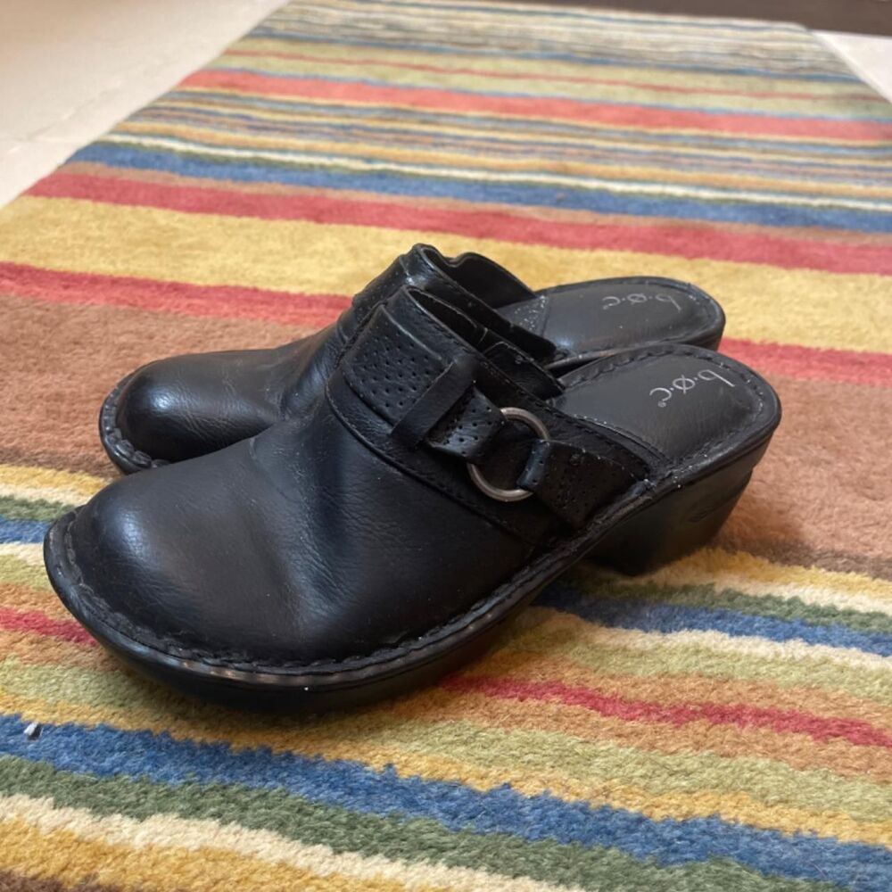 b.o.c. Black Leather Buckle Mule Clogs Size...